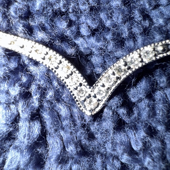 not signed Jewelry - Ladies adjustable 14kt white gold natural diamond necklace.NEW